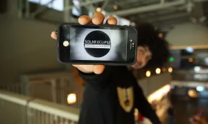 Solar Eclipse live stream from the Exploratorium on a mobile phone