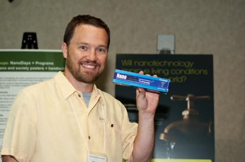 Brad Herring 2010 at a NISE Network nano meeting holding a Nano object