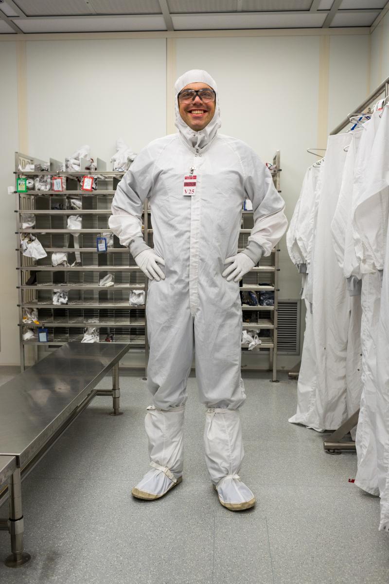 Clean room lab suit