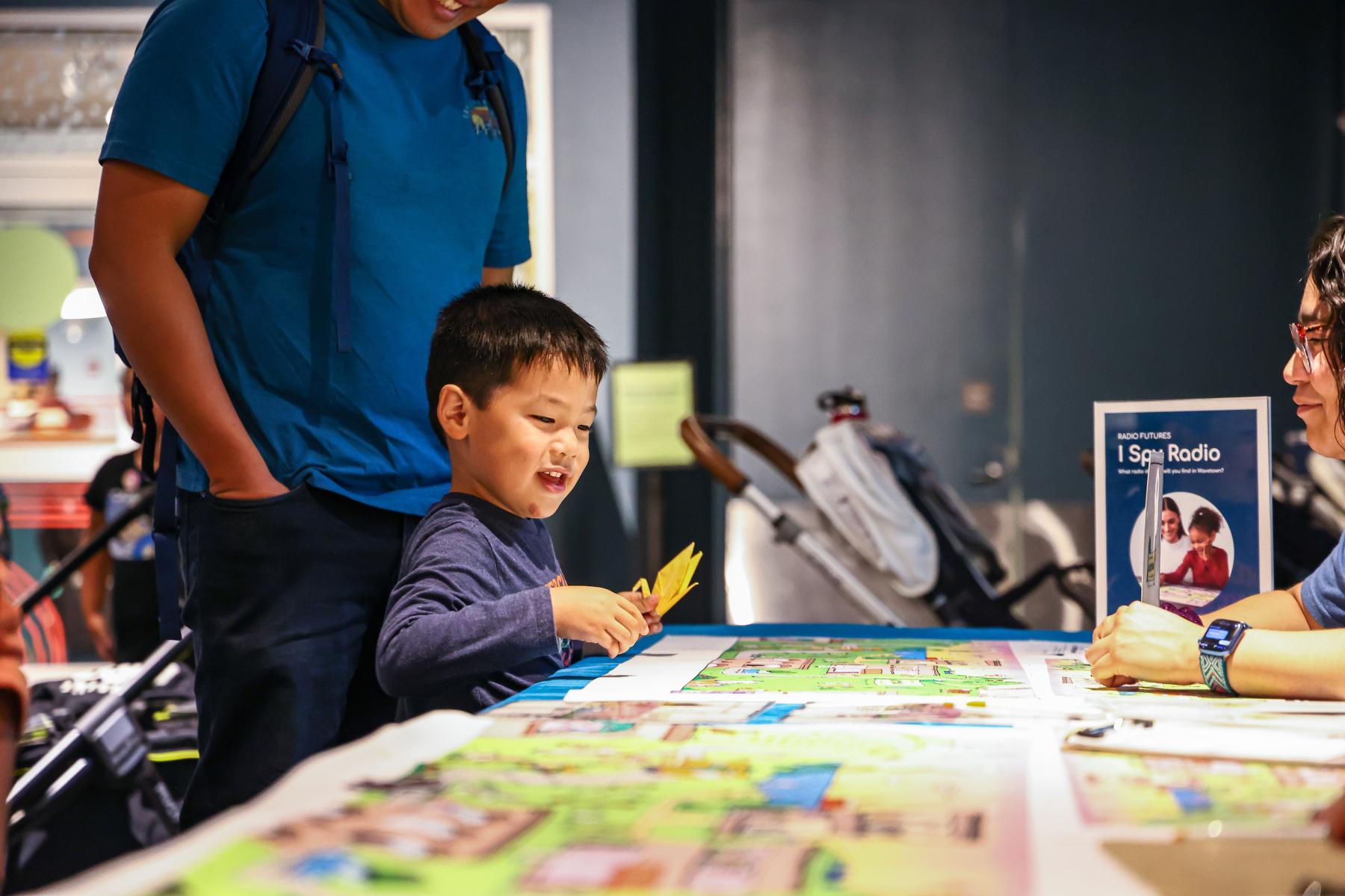 Making Waves I Spy activity at the Celebremos las ciencias!Let's Celebrate Science at the Museum of Life and Science Durham This event is part of the NC Science Festival credit Guileermo Delgado for NISE Network