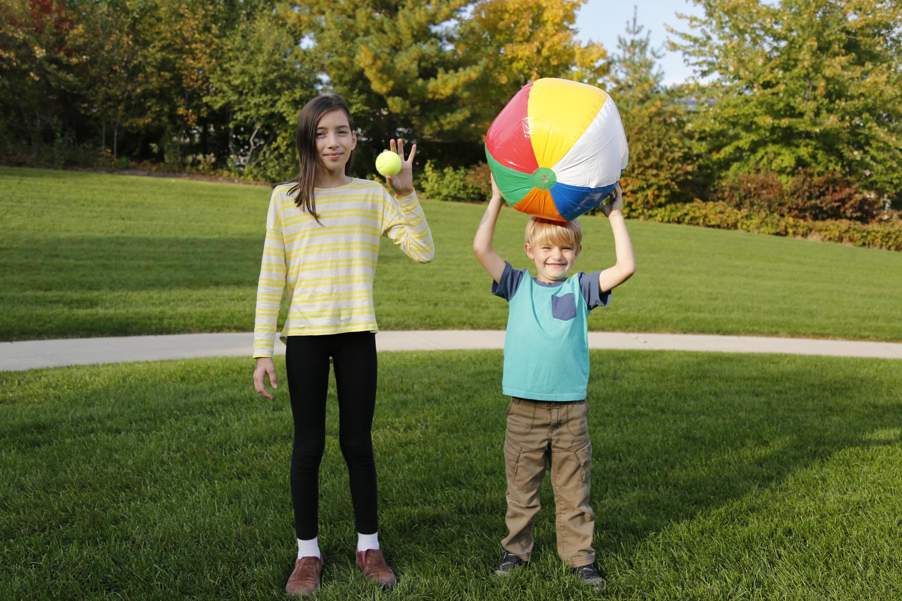 Big Sun Small Moon activity with children explores the concept of apparent size and allows visitors to experience this phenomena using familiar objects - a tennis ball and a beach ball 