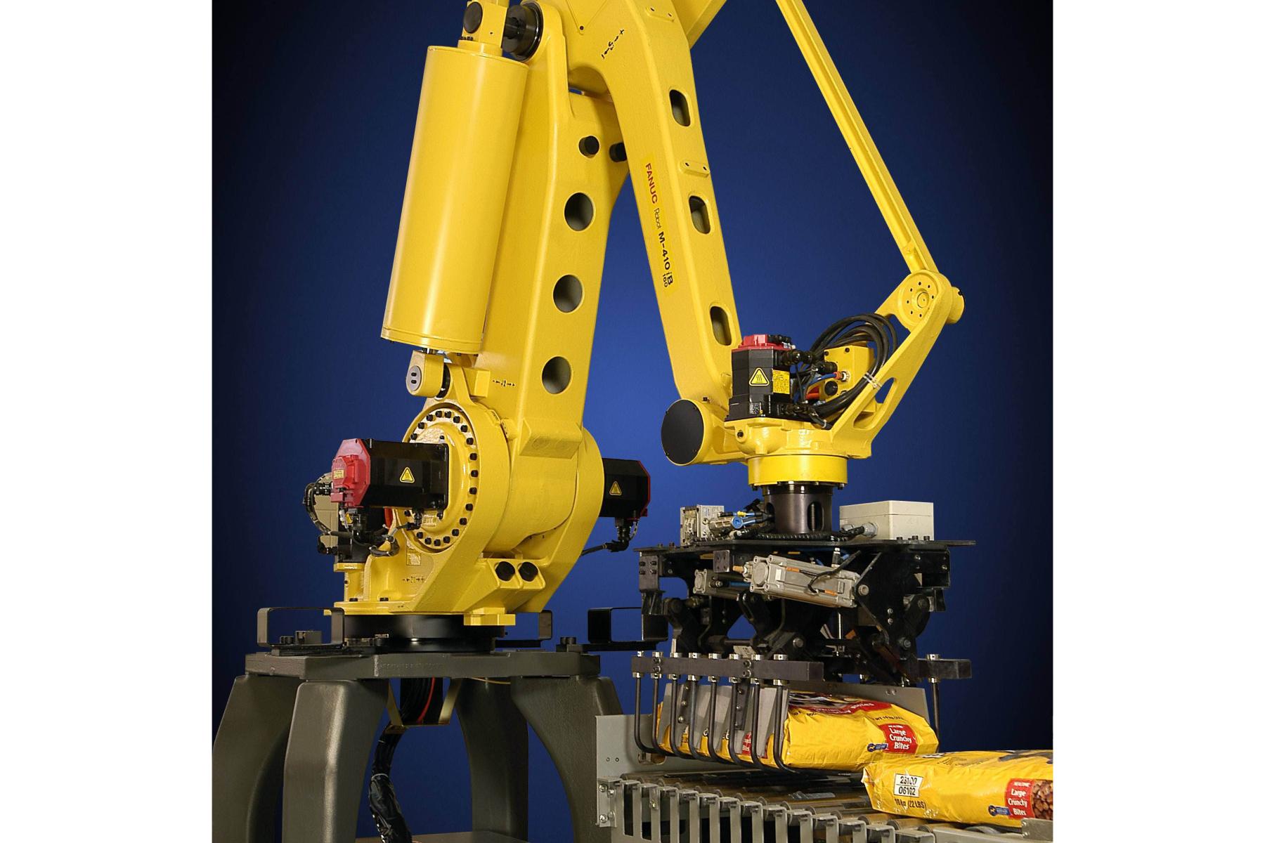 Image of a yellow Industrial robot